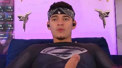 VikoHandss webcam model stream image