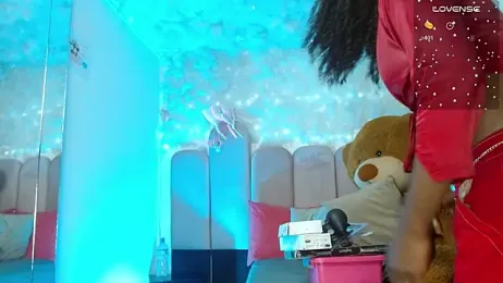 puca_ebony webcam model stream image