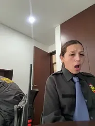 Emily-7_ webcam stripchat model stream image