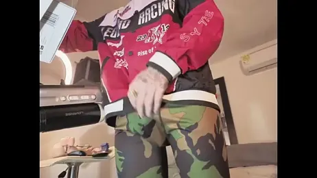 RyanMira webcam model stream image