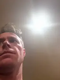 DILFiGuess1 webcam stripchat model stream image