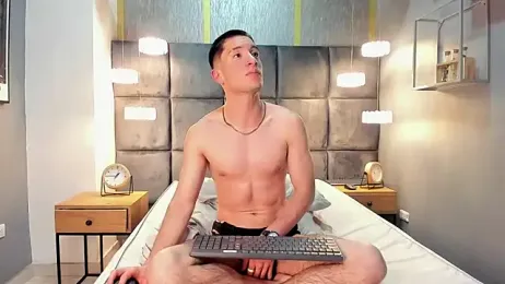 HunterHeat_ webcam model stream image