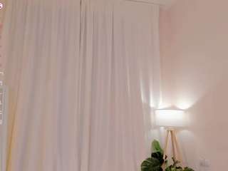 mintlackey webcam model stream image