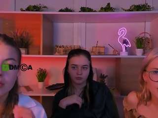 miki-ti webcam model stream image