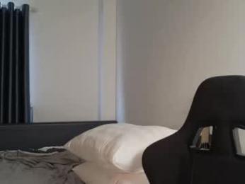 vanessabayer webcam model stream image