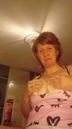 Luluchatte webcam model stream image