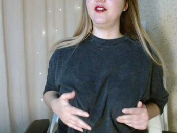 VITAMINKA_ webcam model stream image