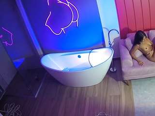 voyeurcam-casa-salsa-bathroom-5 webcam model stream image