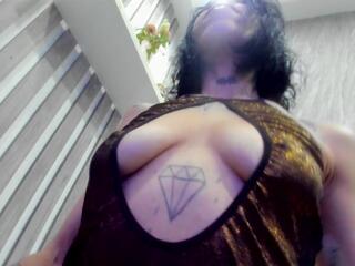 Wanda Snake webcam model stream image