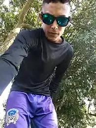 Demiansteven2 webcam model stream image