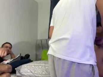 dcollins_ webcam model stream image