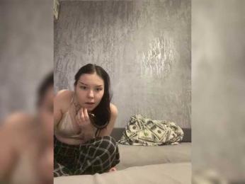 TUYA2 webcam bongacams model stream image