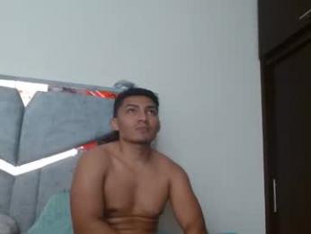 alexvsluisa webcam model stream image