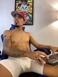 SimonNessman webcam model stream image