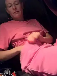 GoldenPussy1329 webcam model stream image