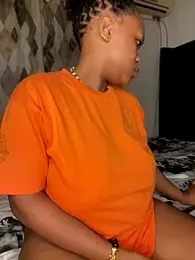 Boneca25 webcam model stream image