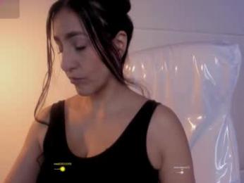 lauren_fit webcam model stream image