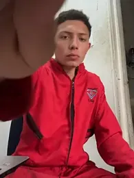 santiObrero webcam model stream image