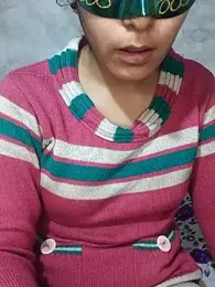 SubmissiveKaur webcam model stream image