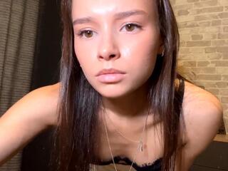 Madelaine Scudieri webcam model stream image