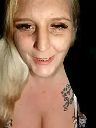 BecciDeluxe webcam model stream image