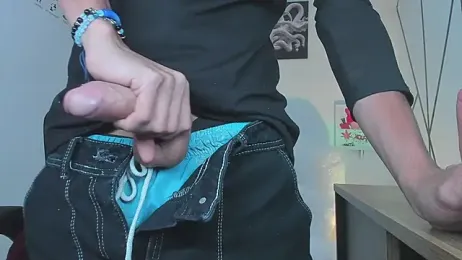 sky_jules webcam model stream image