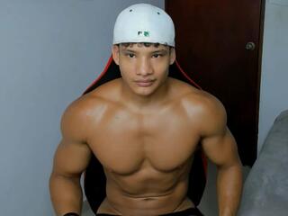 Niki Marti webcam model stream image