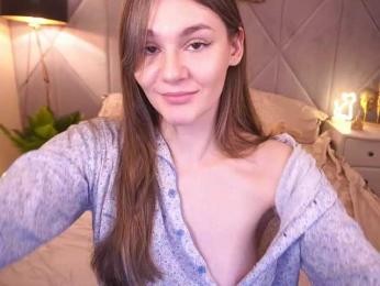 DiamondGoldie webcam model stream image