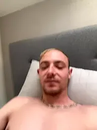 Crevette311 webcam stripchat model stream image