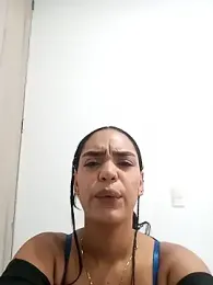 Sara-77 webcam model stream image