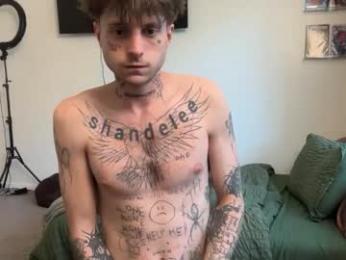 prettyboyszn webcam model stream image