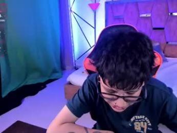 charlietaylor_ webcam model stream image