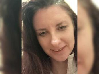 Erine9900 webcam model stream image