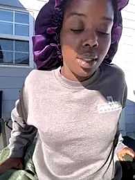 choclatepeaach webcam model stream image