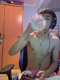 hugitolopez webcam model stream image