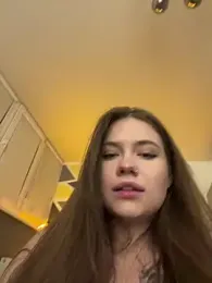 Vikki_toriya webcam model stream image