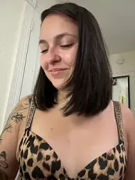 Mamachulita webcam model stream image