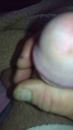 Aple82 webcam model stream image