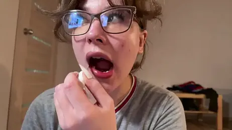 Love_plat1na webcam model stream image