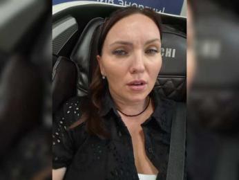 DIVORA webcam bongacams model stream image