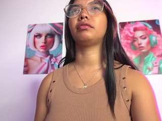 pocahotass-11 webcam model stream image