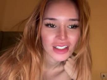 surprisecockmia webcam model stream image