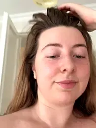 curvyflawless webcam model stream image