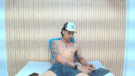 Frayhot777 webcam model stream image