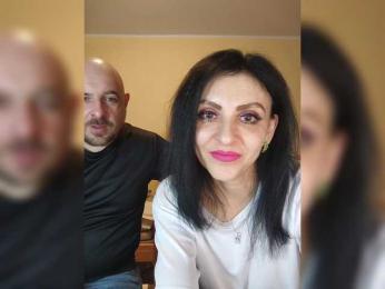 WikiBitch webcam model stream image