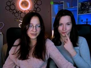 bella-cute1 webcam model stream image