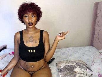 MidnightBloom webcam model stream image