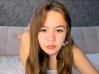 SaraKox webcam model stream image