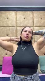 iamcarollvbna webcam model stream image