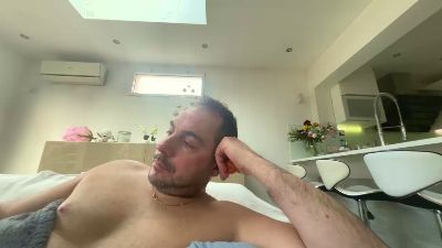 justeqqun webcam model stream image